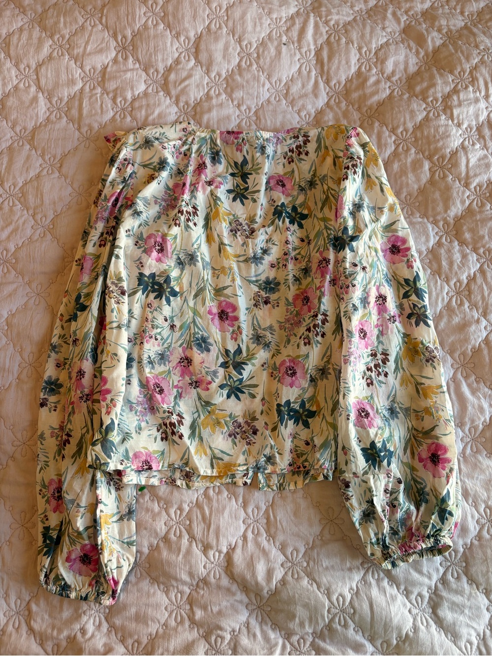 GAP Cream Floral Ruffle V-Neck Blouse with Pink & Yellow Flowers - Picture 2 of 5